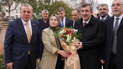 Cumhurbaşkanı Yardımcısı Cevdet Yılmaz, Mardin Midyat’ta yatırımları tanıttı