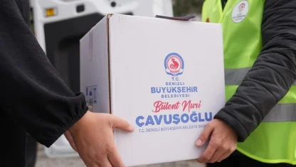 Denizli Büyükşehir’den 25 bin aileye gıda kolisi