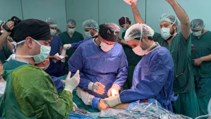 DEÜ’de menisküs cerrahisinde Türkiye’de bir ilk gerçekleşti