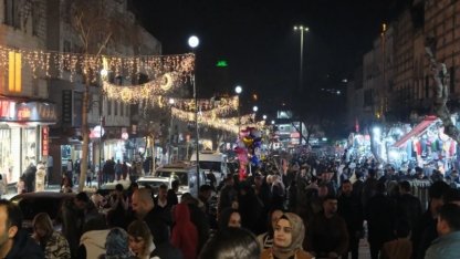 Divanyolu ışıl ışıl parlıyor