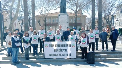 Emekliler Mudanya'dan seslendi: Emeklinin yüzü gülmeden bayram gelmez