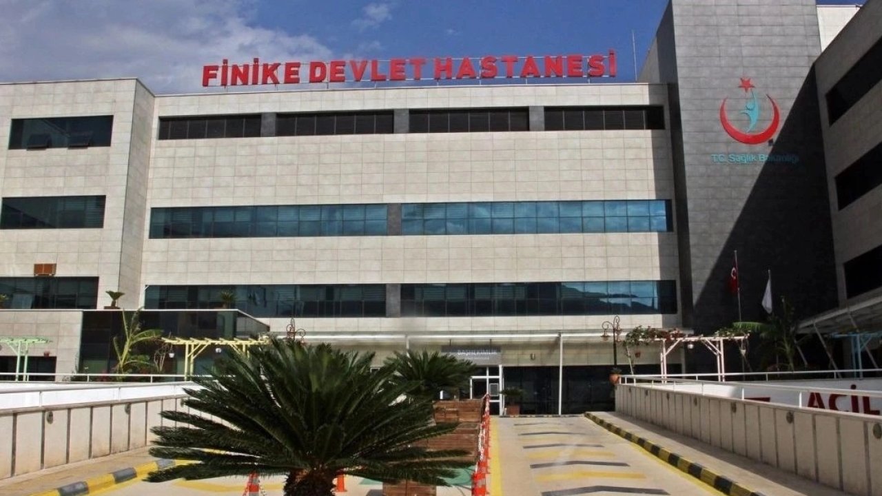 Finike Devlet'te mobing iddiası! Sağlık çalışanları hareketliliği gündemde