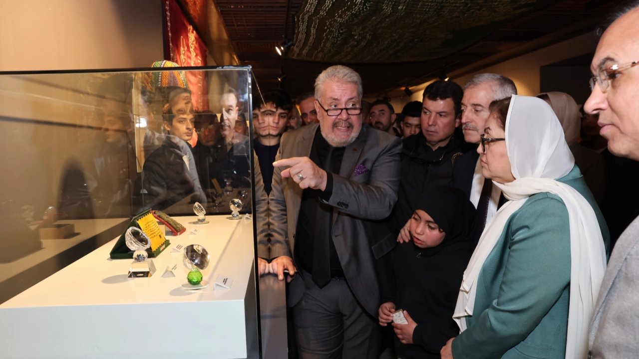 Gaziantep’te 'Mukaddes Emanetler' sergilenyor