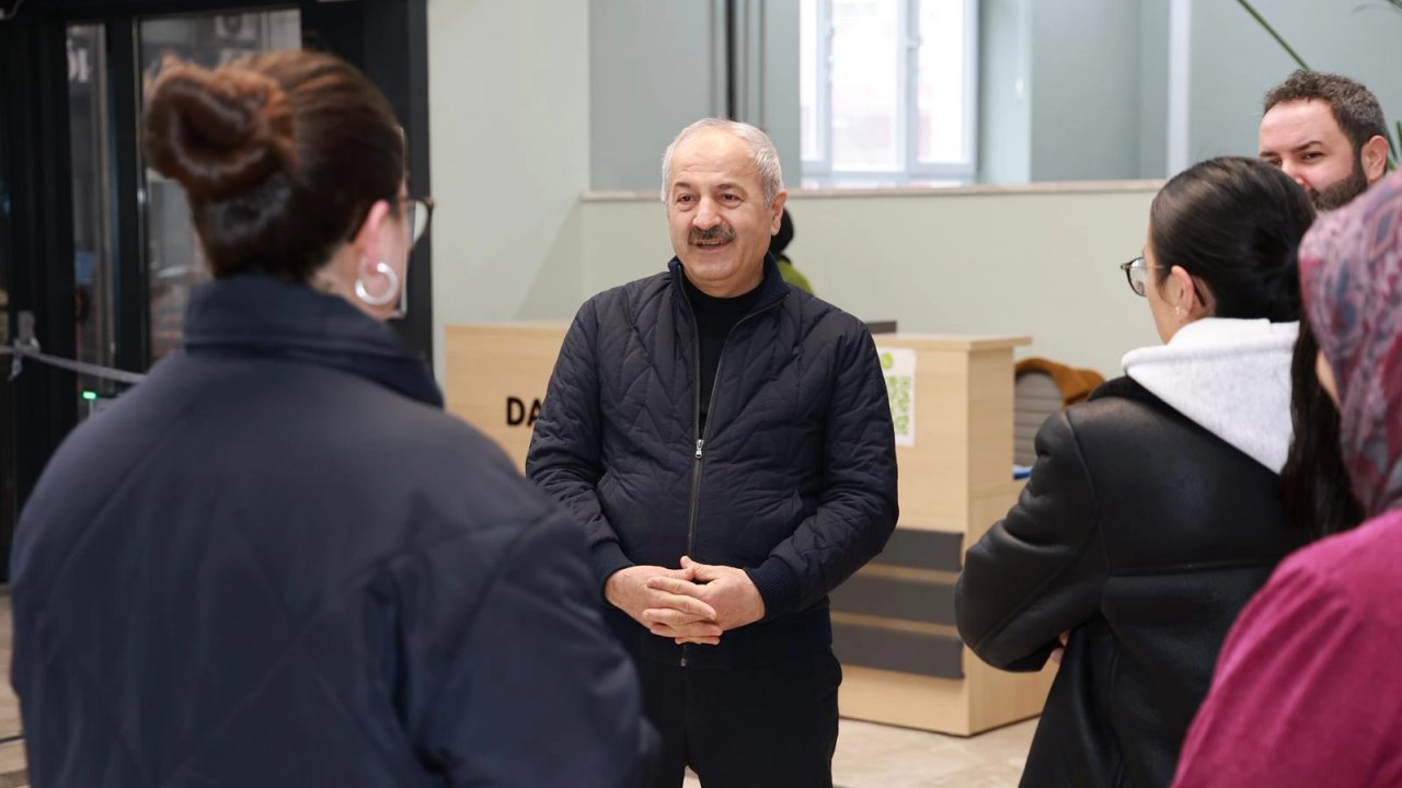 Gebze'de Başkan Büyükgöz YKS öncesi gençlerle buluştu