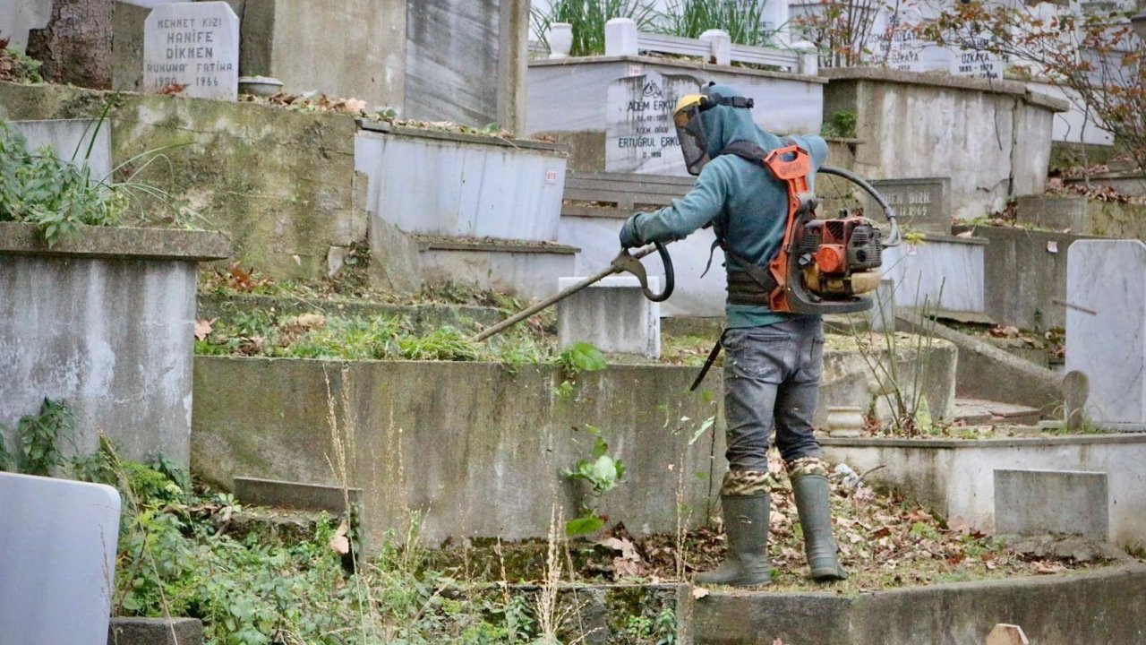 Giresun'da mezarlıklar bayrama hazır