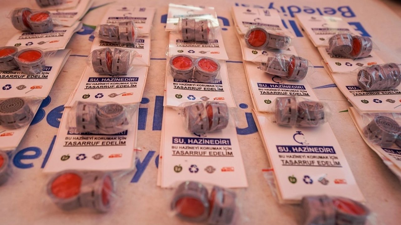 İstanbul Beylikdüzü'nde su krizine dikkat çekildi