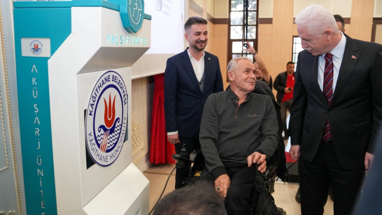 İstanbul Kağıthane'de 'engelsiz şarj' projesi