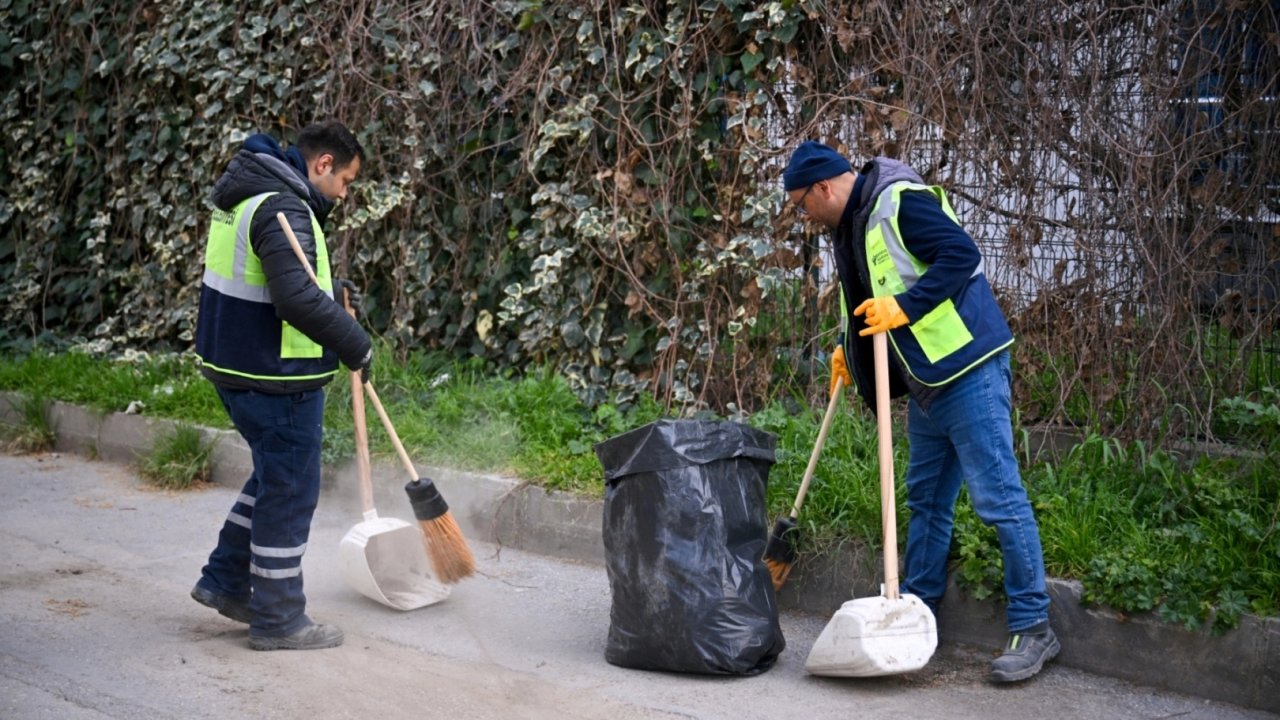 İzmir Bornova’da mahalle mahalle temizlik seferberliği