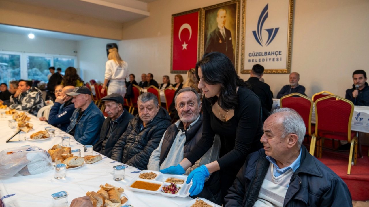 İzmir Güzelbahçe’de şehit ve gazi aileleri iftar sofrasında buluştu