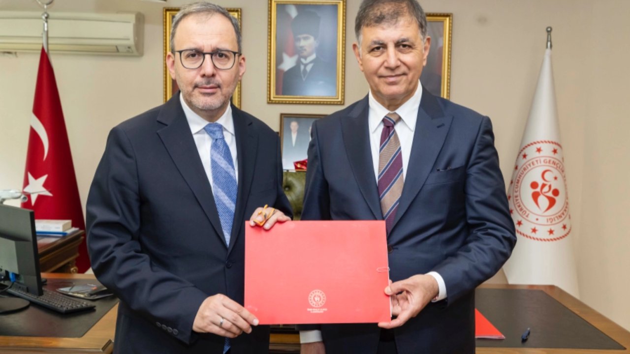 İzmir Karşıyaka Stadı için tarihi adım