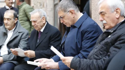 İzmir'de eski başkan Kocaoğlu’dan 'Meslek Fabrikası' desteği