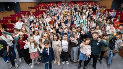 İzmir’de kadın ve çocuk odaklı sosyal politikalar güçleniyor