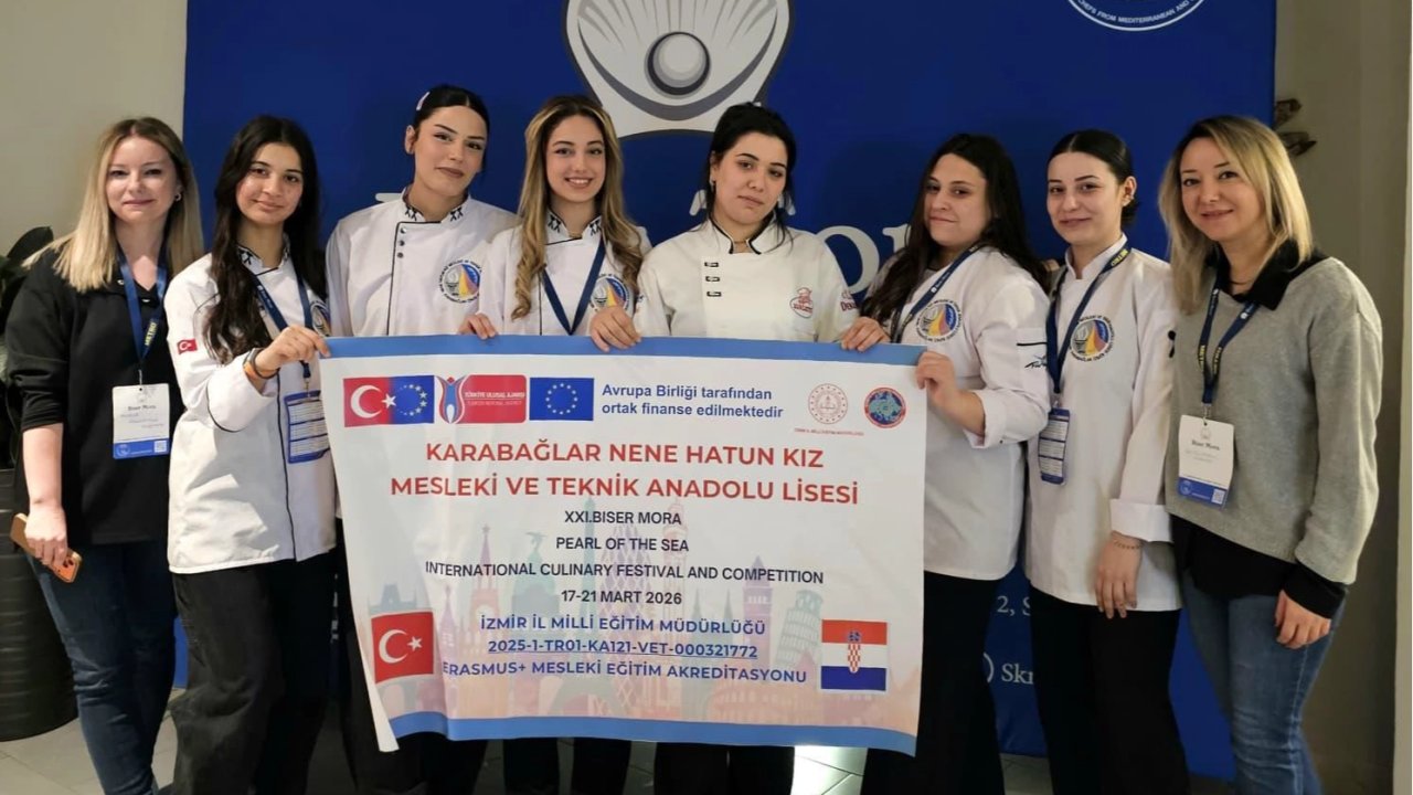 İzmirli öğrenciler Türk mutfağını uluslararası platformda tanıttı