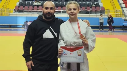 İzmitli Özge Çolak Judoda Türkiye üçüncüsü oldu