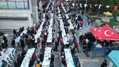 İzmit’te binlerce kişilik iftar