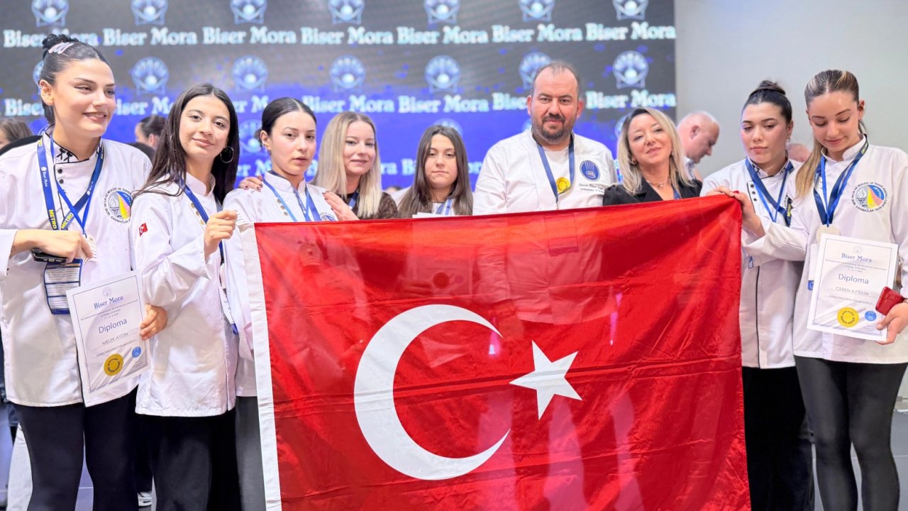 Karabağlar Nene Hatun MTAL'e Gastronomi Festivali'nden 9 madalya