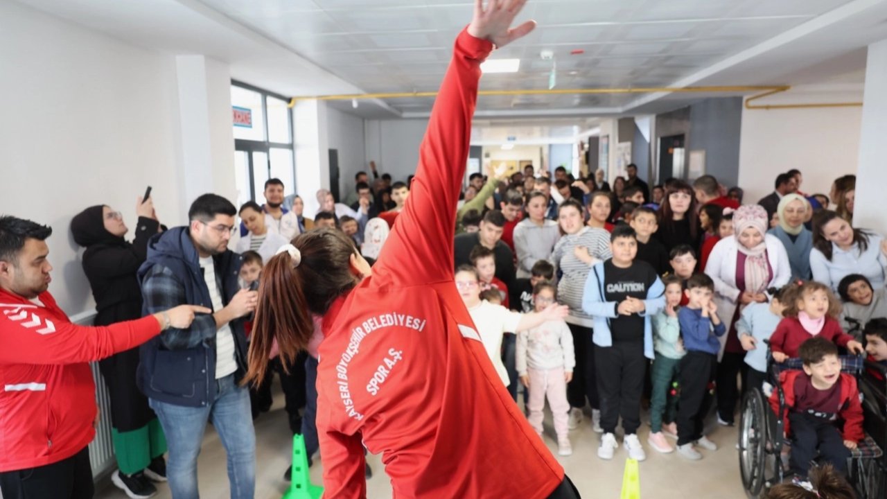 Kayseri Büyükşehir'den çok 'özel' buluşma