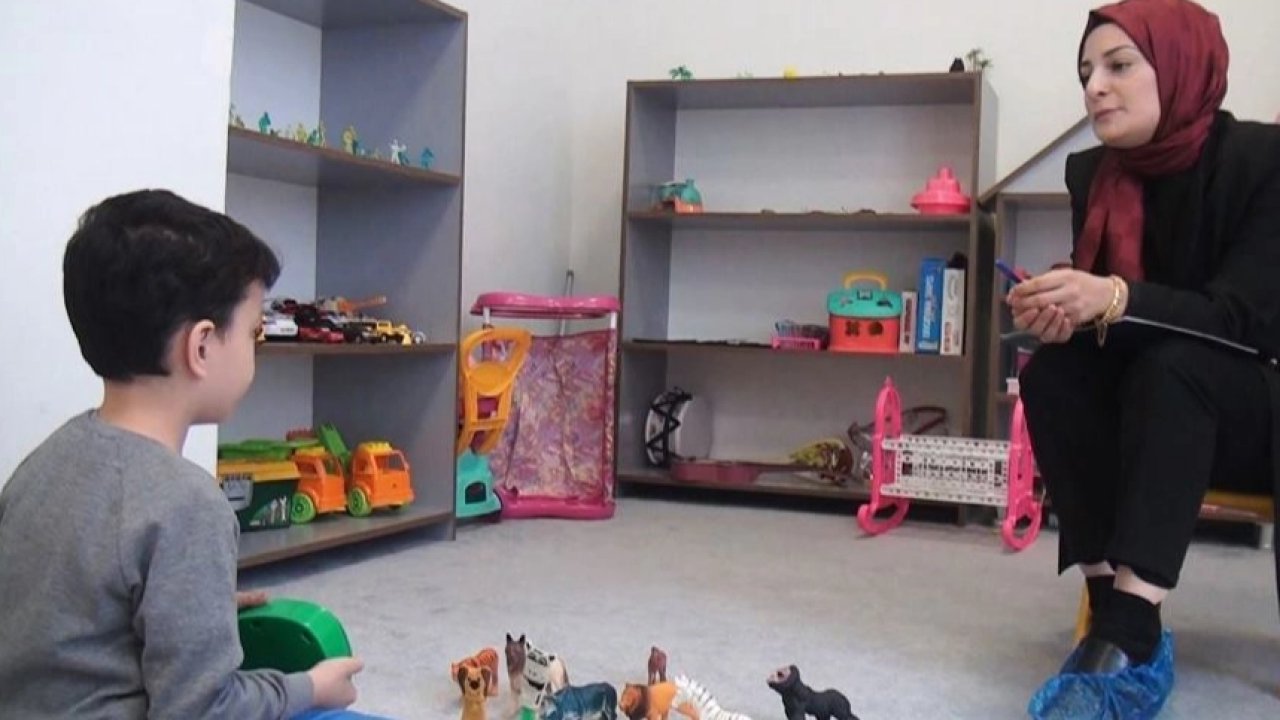 Kayseri Kocasinan'dan Oyun Terapisi Eğitimi