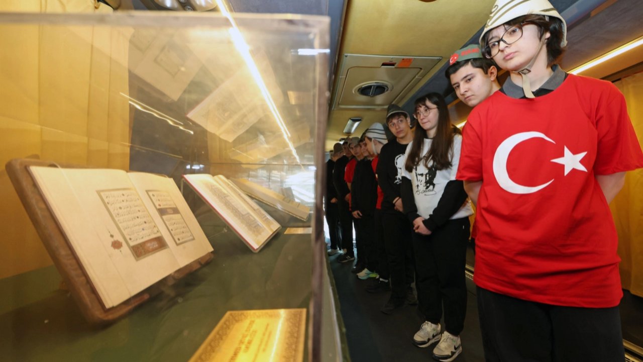 Kayseri Talas'ta tarih okullara taşındı