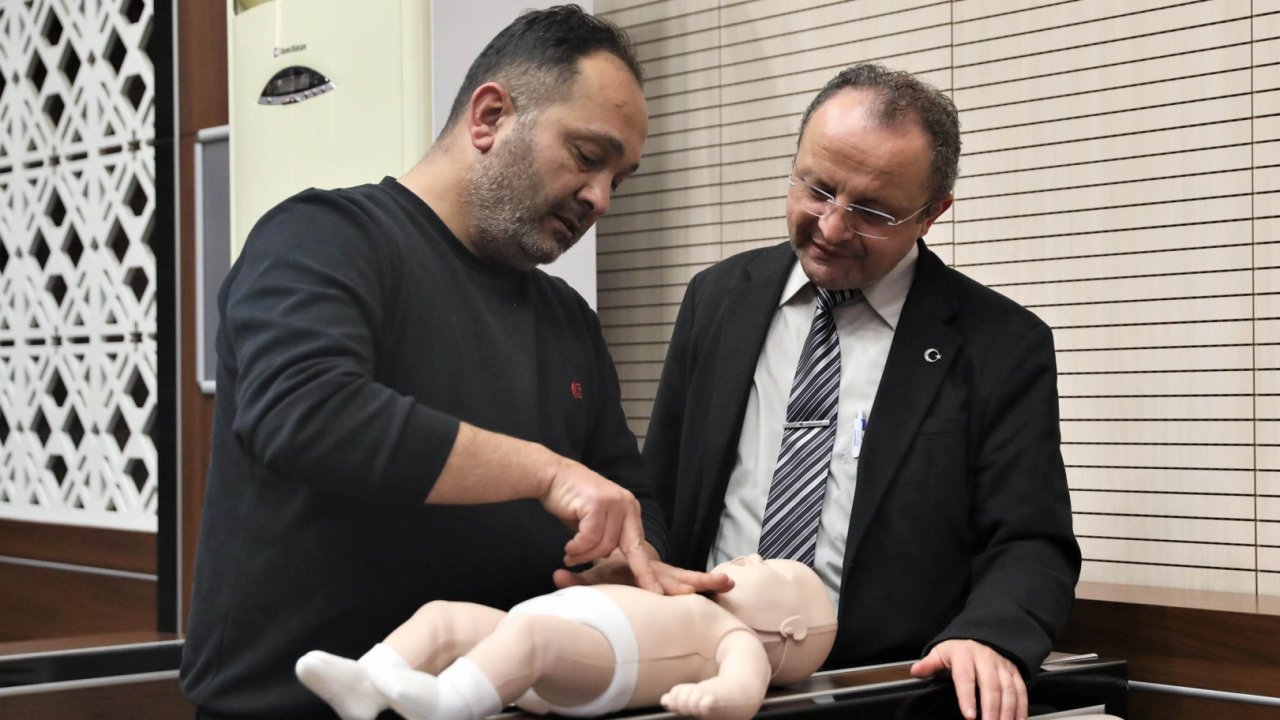 Keçiören Belediyesi personeline 'ilk yardım' eğitimi