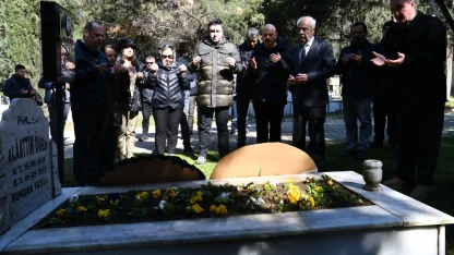 Keşan’da merhum Belediye Başkanı mezarı başında anıldı