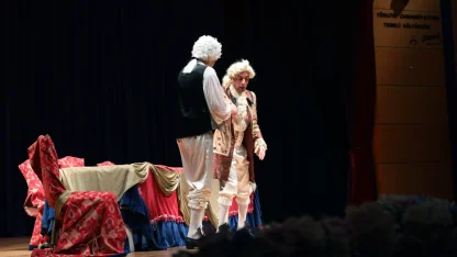 Kibarlık Budalası Sakarya’da sahnelendi