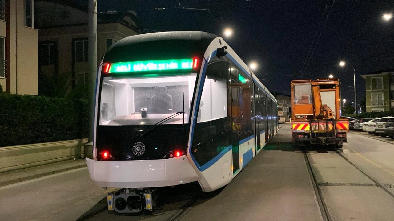 Kocaeli'de 5 tramvaydan dördüncüsü raylara indi