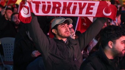 Kocaelililer, Romanya zaferini dev ekranda yaşadı