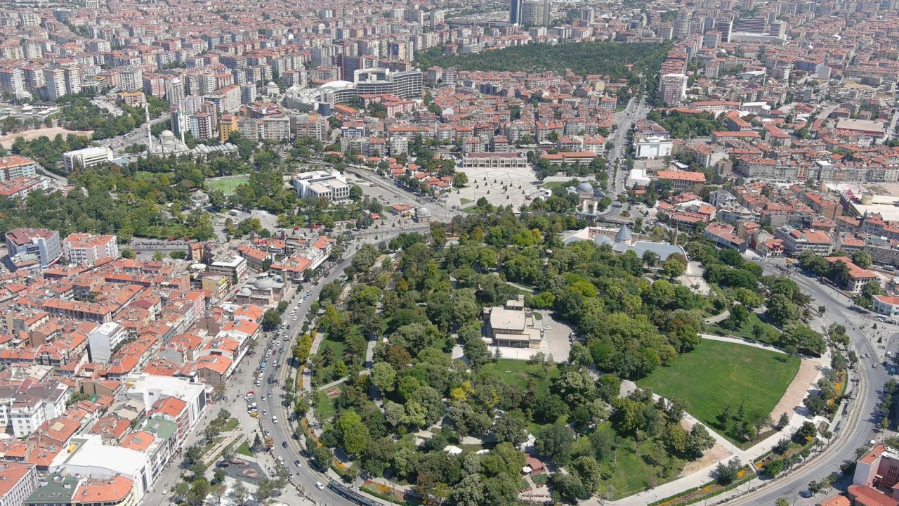 Konya Büyükşehir bayrama hazır