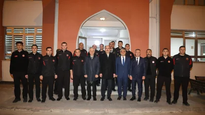 Konya'da Başkan Altay’dan gece mesaisi ziyareti