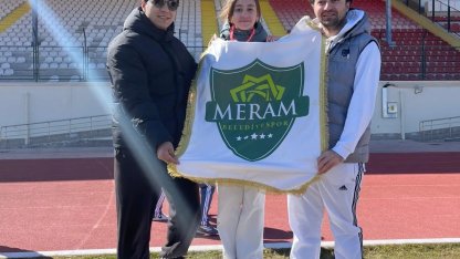 Konya'da Meramlı sporculardan okçulukta çifte başarı