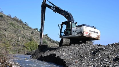 Manisa'da MASKİ Kırtık Deresi’ni temizledi