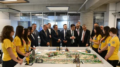 Mesleki eğitimde 'usta eller' Bursa'da geleceğe köprü kuruyor