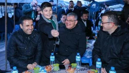 Nalçacılar taraftar grubundan iftar yemeği