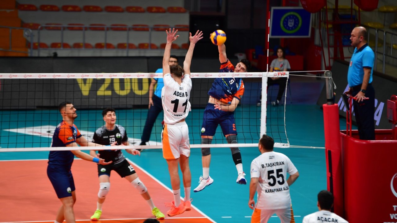 Osmangazi Belediyespor voleybolda şov yaptı