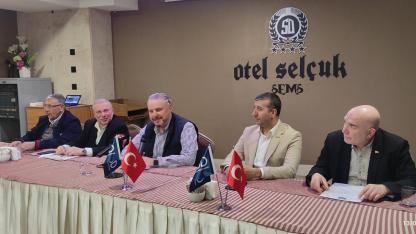 Otelcilerden yeni evlenen çiftlere jest