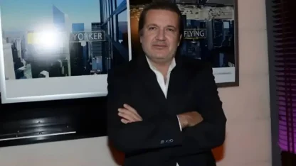 Reklam dünyasının duayeni Alinur Velidedeoğlu hayatını kaybetti