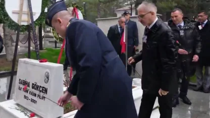 Sabiha Gökçen vefatının 25. yılında anıldı