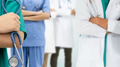 Sağlık çalışanları 14 Mart’a çözüm bekleyen sorunlarla giriyor