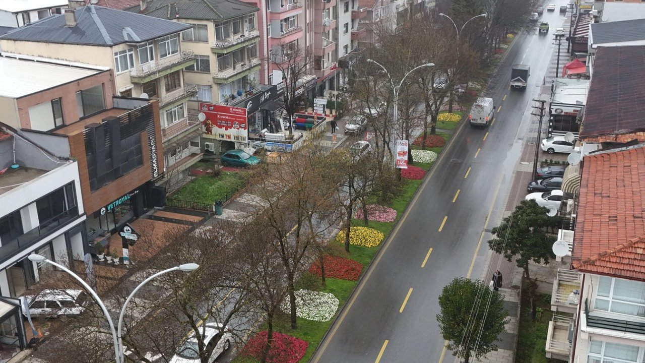 Sakarya bayram için Büyükşehirle çiçek açtı