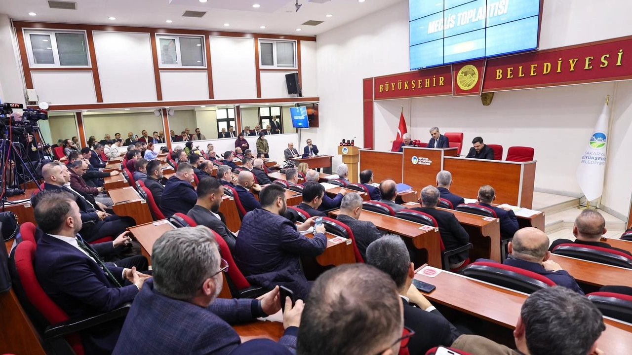 Sakarya'da Başkan Alemdar, hizmetleri sıraladı, uyum vurgusunu yineledi