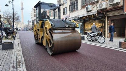 Şanlıurfa caddelerine renkli asfalt