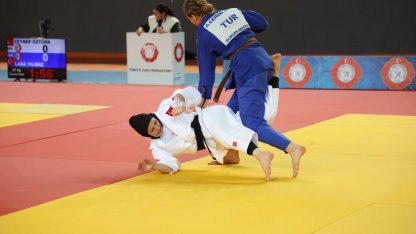Trabzon’da Judo Şampiyonası nefes kesti