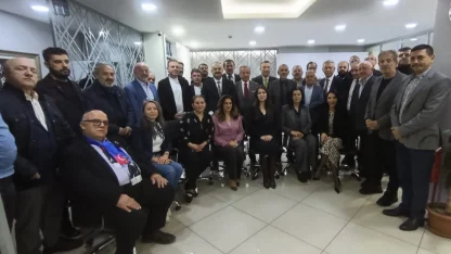 Uluslararası Esnaf Birliği'nde kurucu genel başkan güven tazeledi