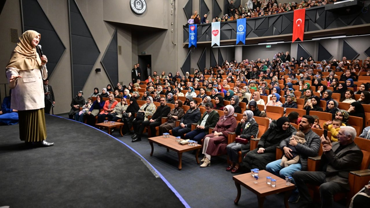 Uzman aile danışmanı Saliha Erdim, Yıldırımlılarla buluştu