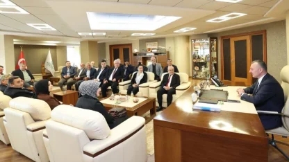 AK Parti Kandıra’dan Başkan Büyükakın’a ziyaret