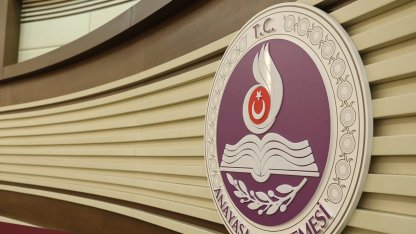 Anayasa Mahkemesi, 'isim değişikliği ilanı' kuralını iptal etti