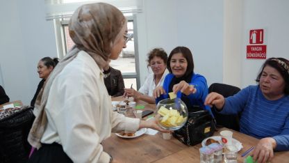 Ankara Keçiören'de kadınlara özgüven aşılayan program