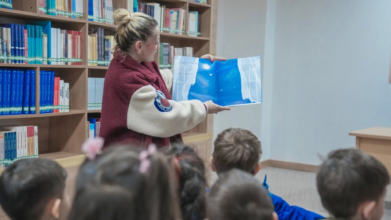 Ankara Keçiören'de minik öğrenciler kütüphane atmosferini yaşadı