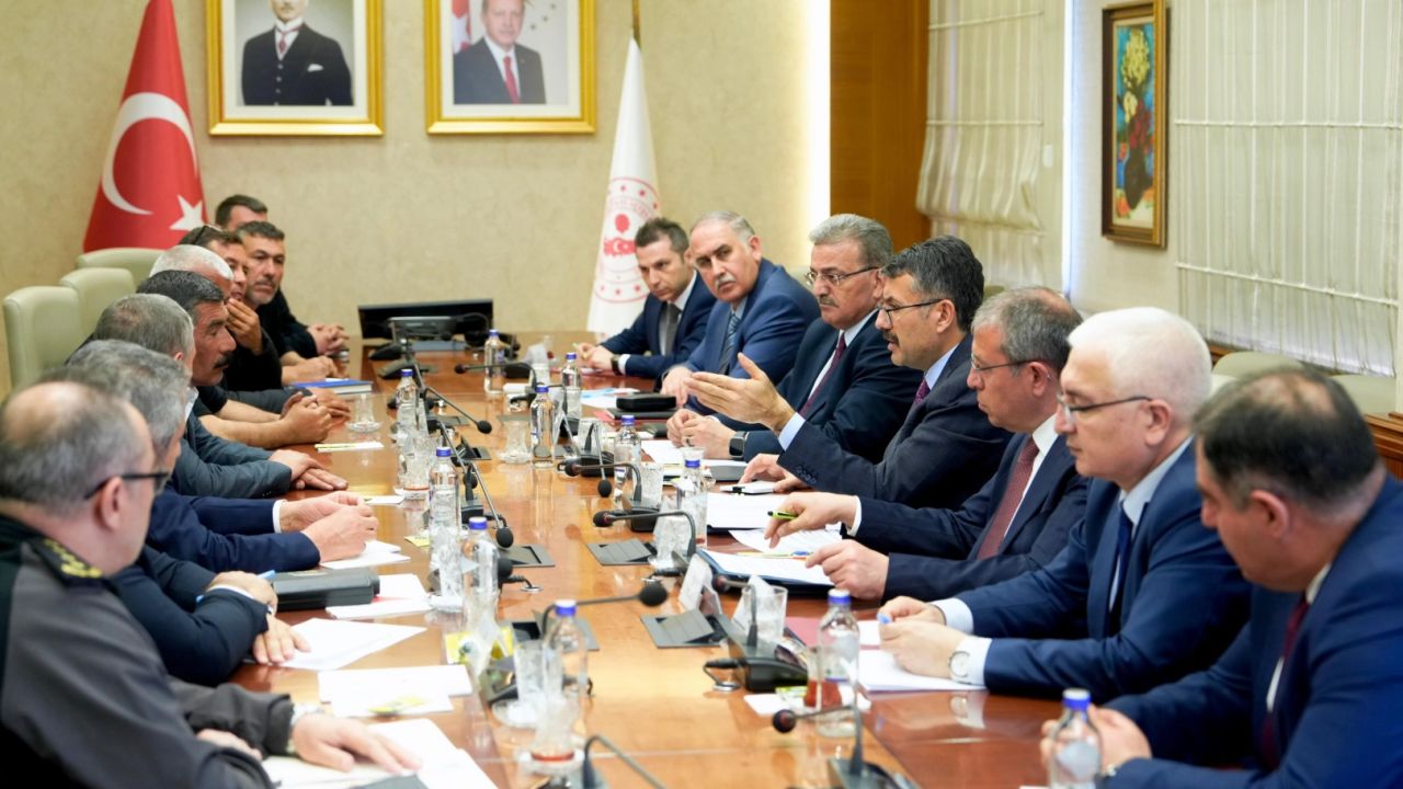 Ankara’da kritik maden zirvesi! Grevleri bitirecek uzlaşma aranıyor